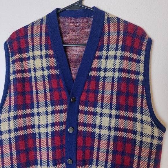 Vtg Tartan Plaid Wool Blend Grandpa Sweater Vest Large Academia Latin Button - Picture 3 of 8